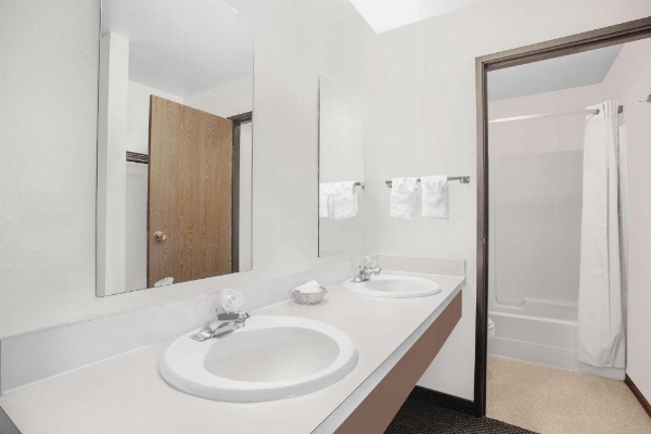 FairBridge Inn and Suites Moscow/Pullman image 12